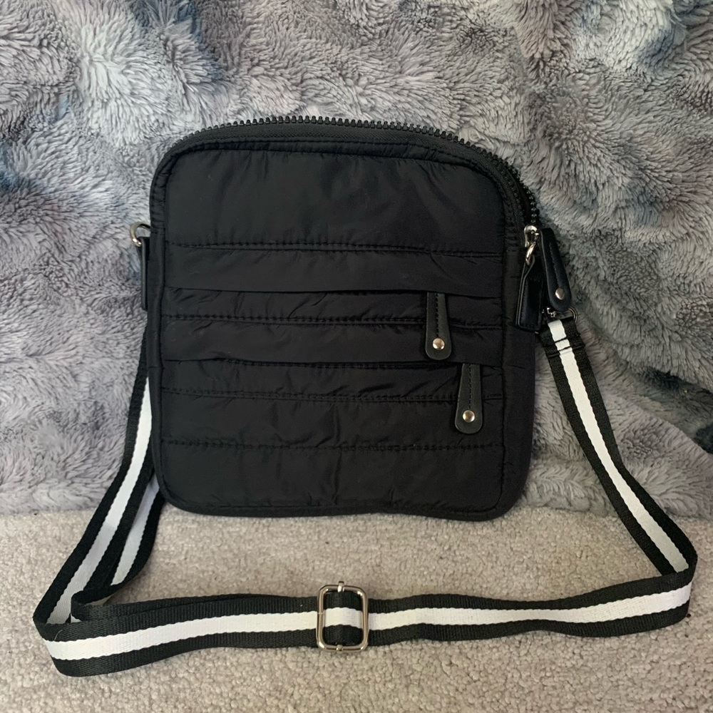 Sondra Roberts Square crossbody purse black